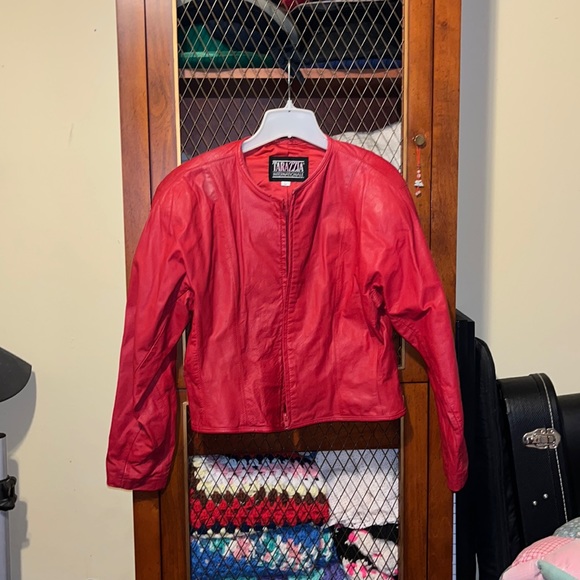 Tarazzia leather bolero - Picture 1 of 3